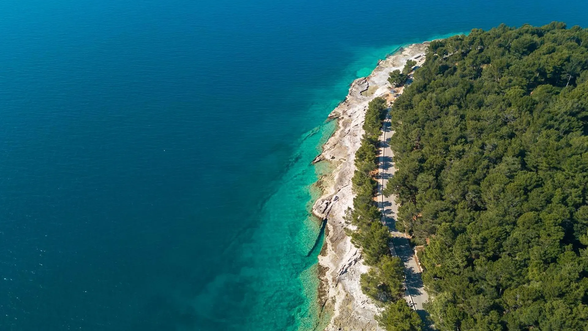Lungo Mare Apartments Pula Croatia